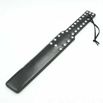 Spank Paddle met Studs - Zwart*