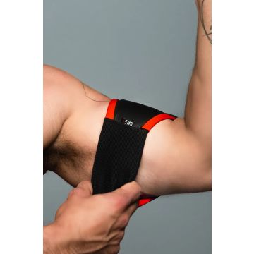 ROK Biker Bicep Bandje - Zwart/Rood