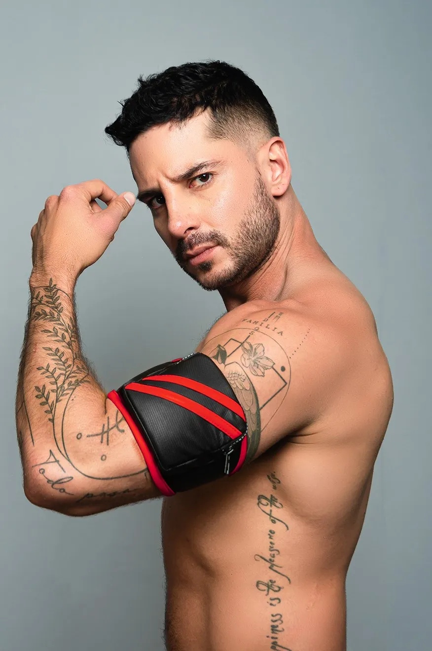 ROK Biker Bicep Bandje - Zwart/Rood